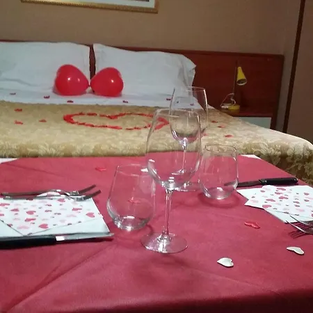 Pompei Hotell 3*