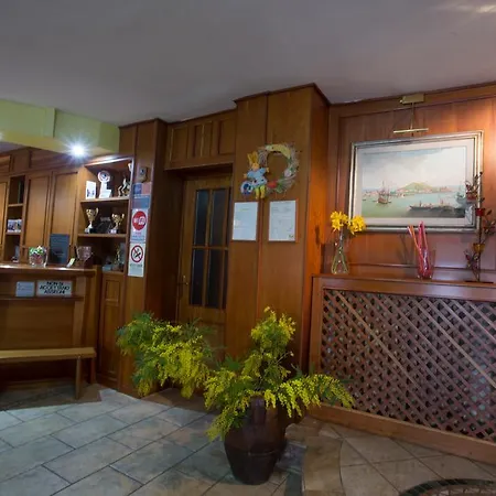 酒店 Pompei 斯卡法蒂